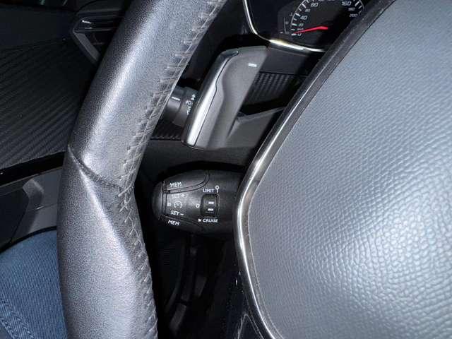 Peugeot 2008 2008 II 2020 1.5 bluehdi Allure Pack s