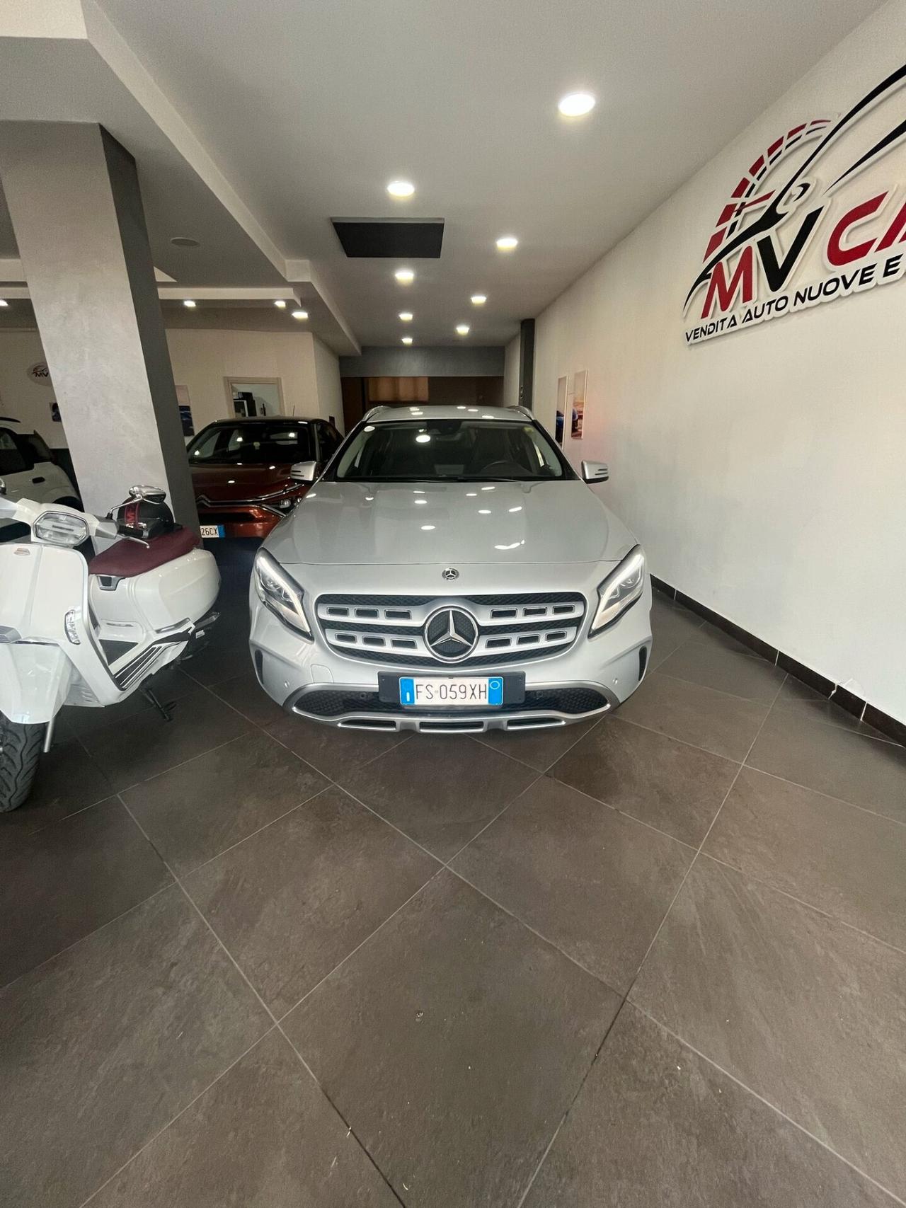 Mercedes-benz GLA 200 D AUTOMATICA 4MATIC SPORT
