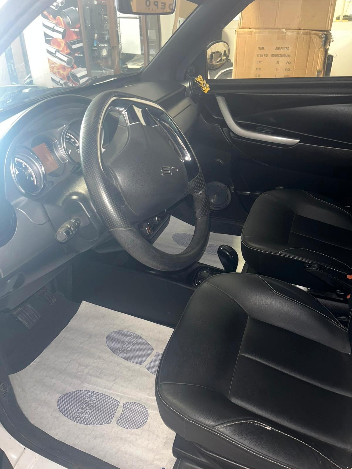 LIGIER JS 50 - IN OMAGGIO AVRAI UNA VACANZA PER TE E LA TUA FAMIGLIA!