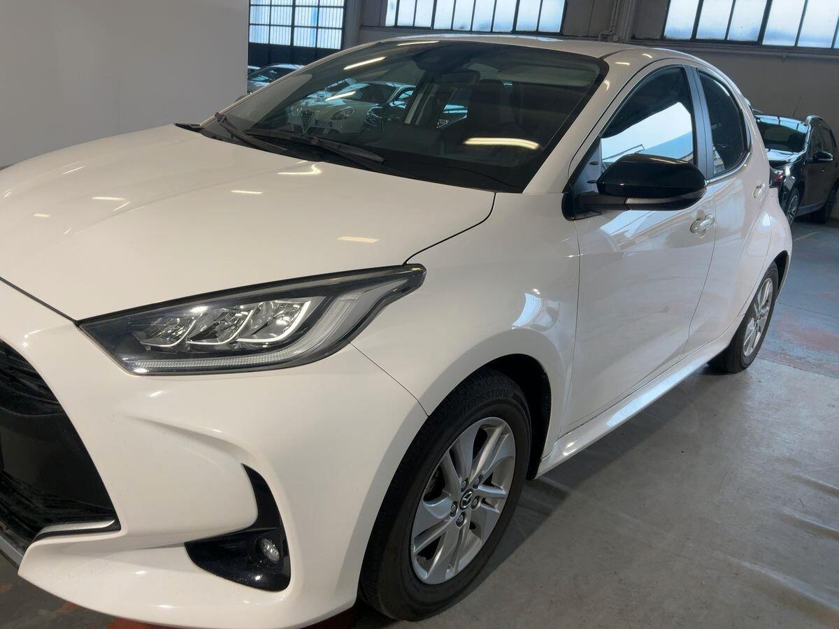 MAZDA 2 1.5 HYBRID NEW MODEL SOLI 7000 KM