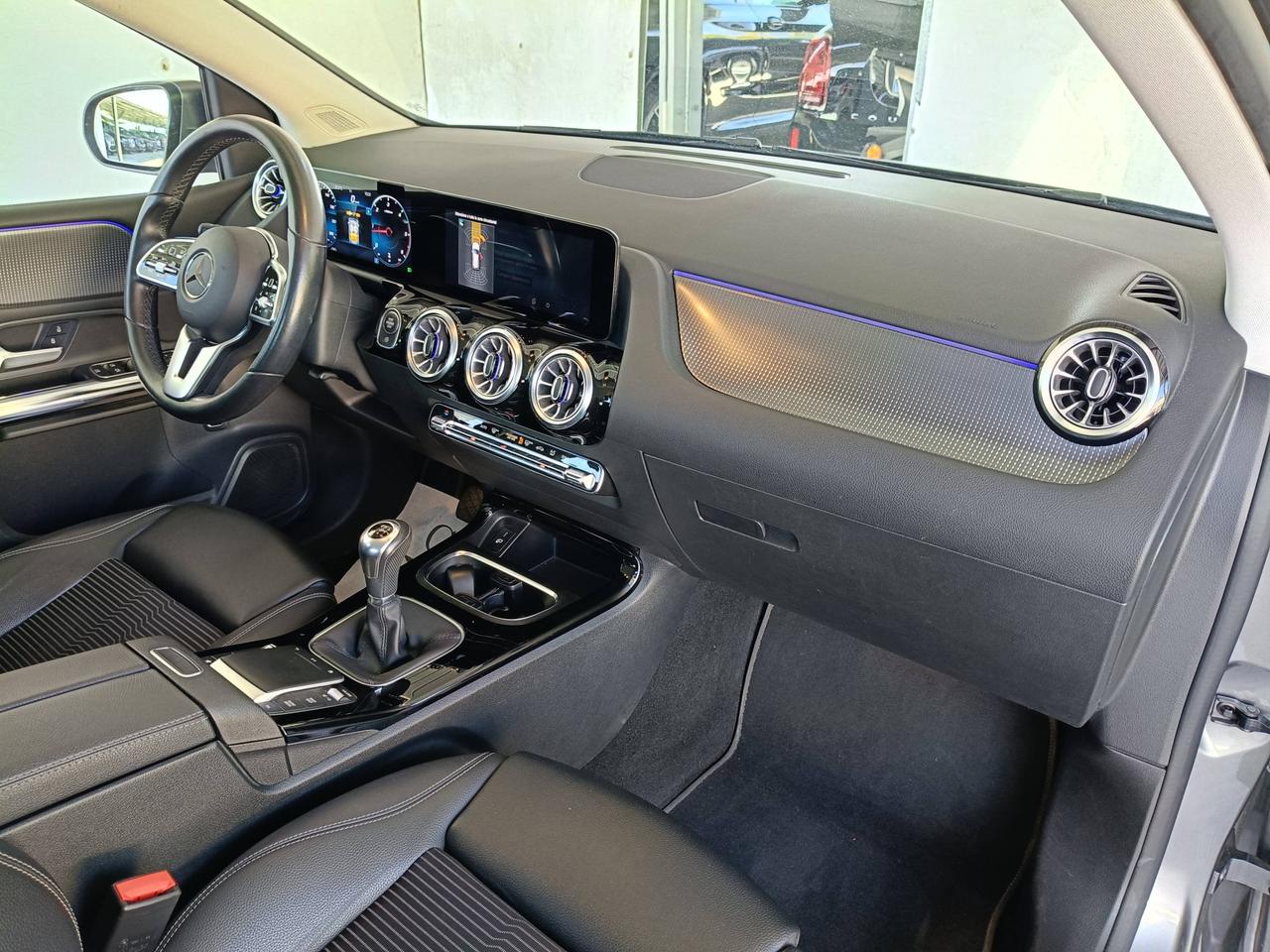 Mercedes-Benz Classe B - W247 2018 - B 180 d Sport Plus
