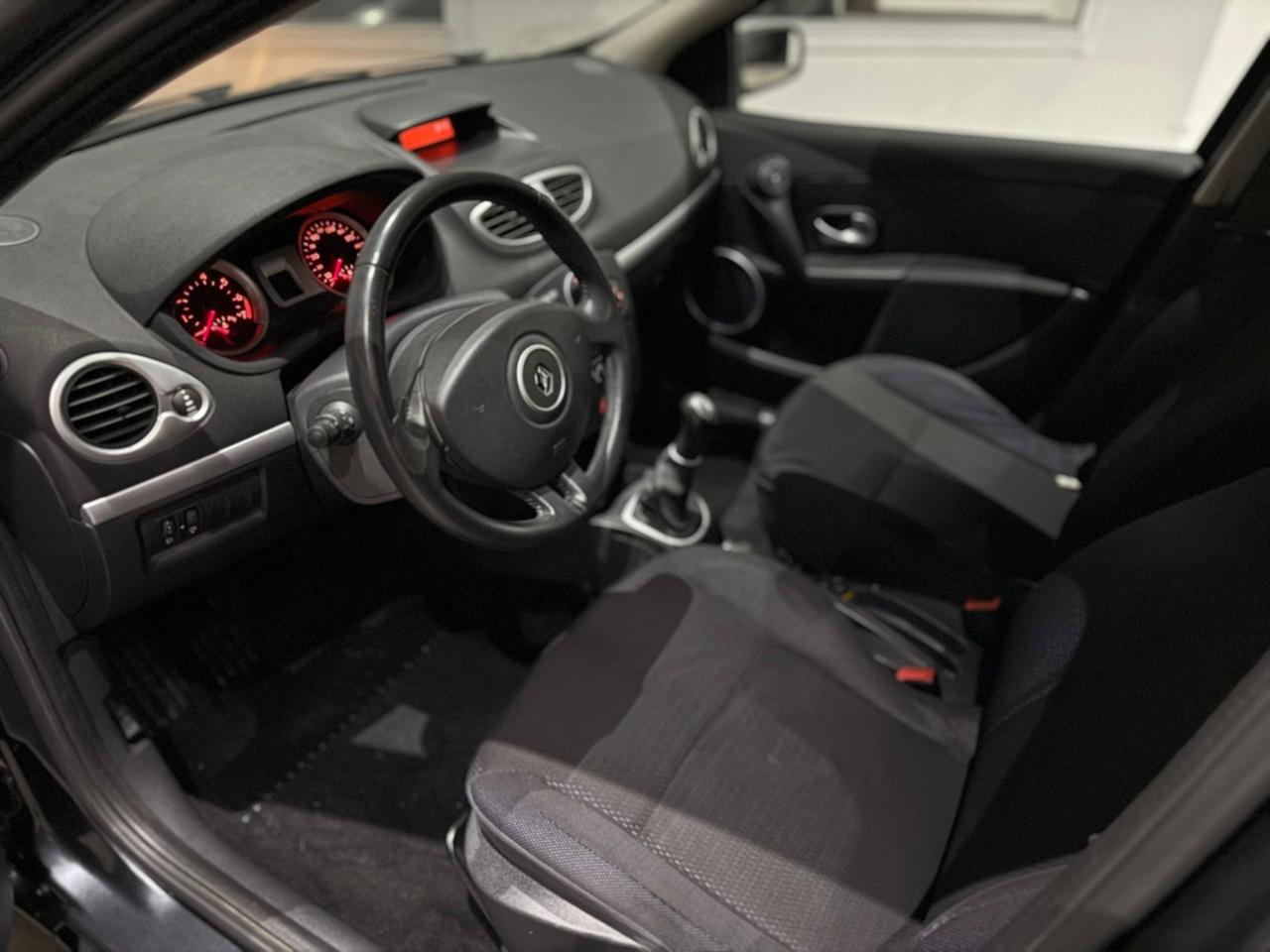 Renault Clio 1.2 (55cv/75kw) 16v Per Neopatentati