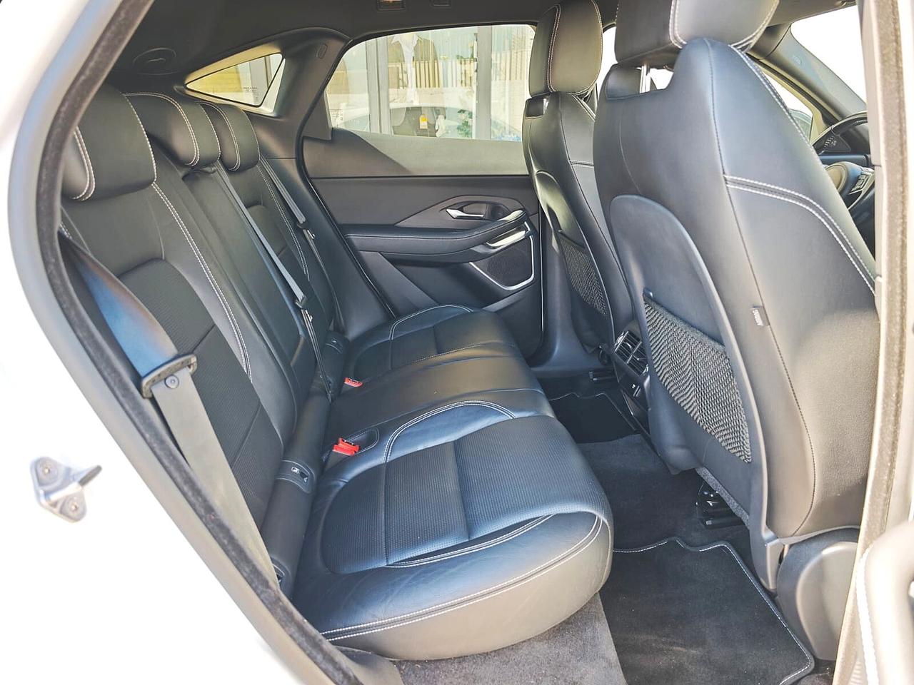 Jaguar E-Pace 2.0D 150 CV AWD aut. R-Dynamic HSE