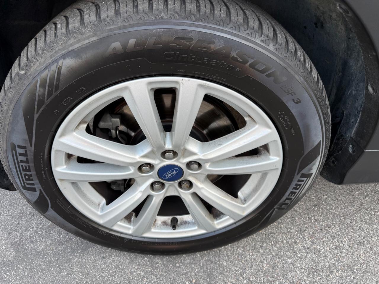 Ford Kuga 1.5 TDCI 120 CV 2WD Titanium Tetto Apribile