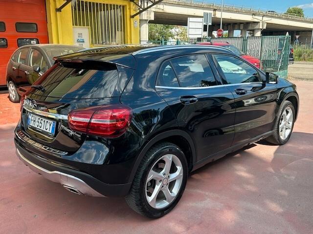 Mercedes-benz GLA 200 d Automatic Premium