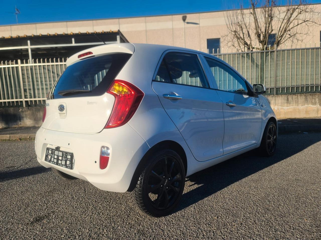 Kia Picanto 1.0 12V SOLO 49.000 KM