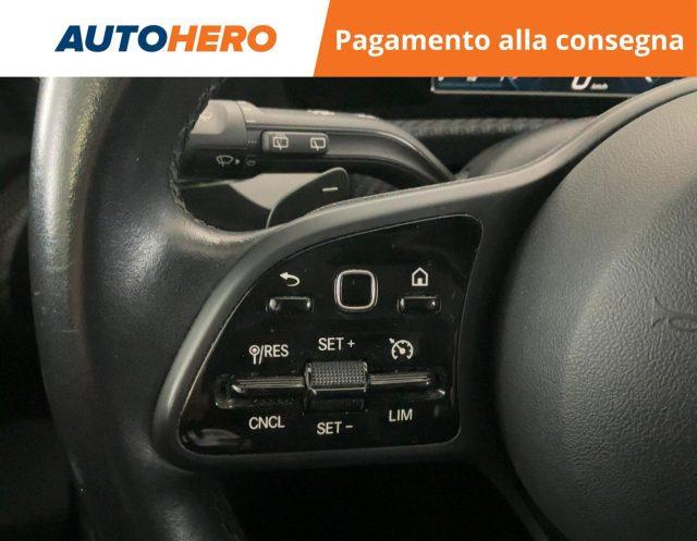 MERCEDES-BENZ A 180 Automatic Business