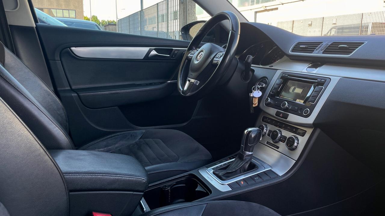 VOLKSWAGEN PASSAT VARIANT 2.0 HIGH BMT 4 MOTION TDI DSG 170 CV - PELLE, SEDILI RISCALDATI