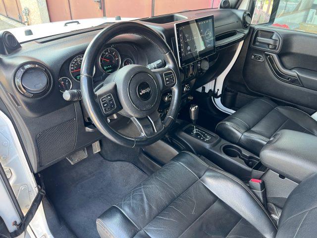 JEEP Wrangler Unlimited 2.8 CRD DPF Sahara Auto
