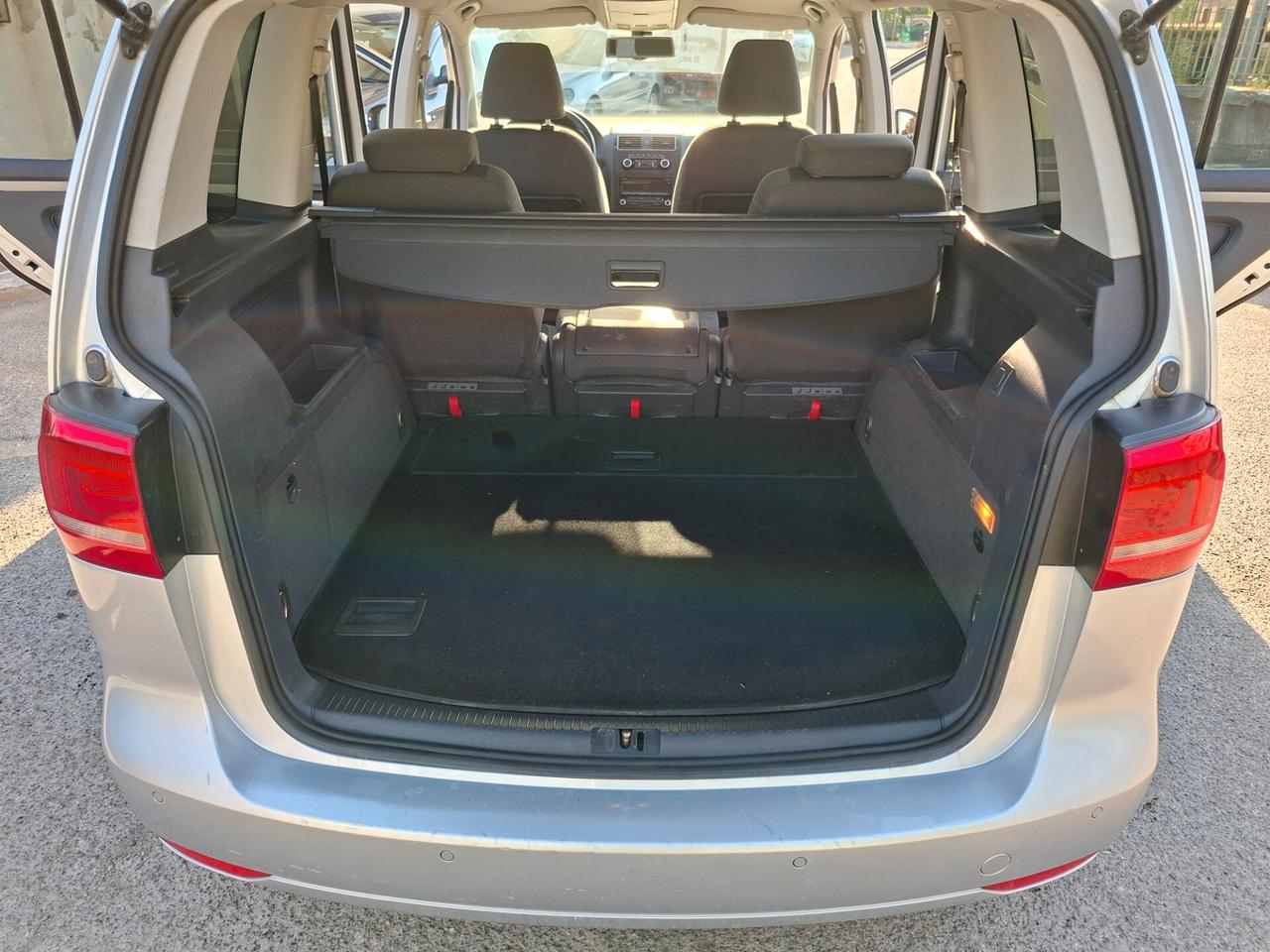 Volkswagen Touran Business 1.4 Highline EcoFuel