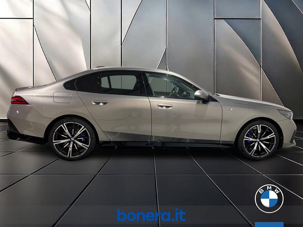 BMW Serie 5 Berlina 520 d 48V M Sport Pro xDrive Steptronic