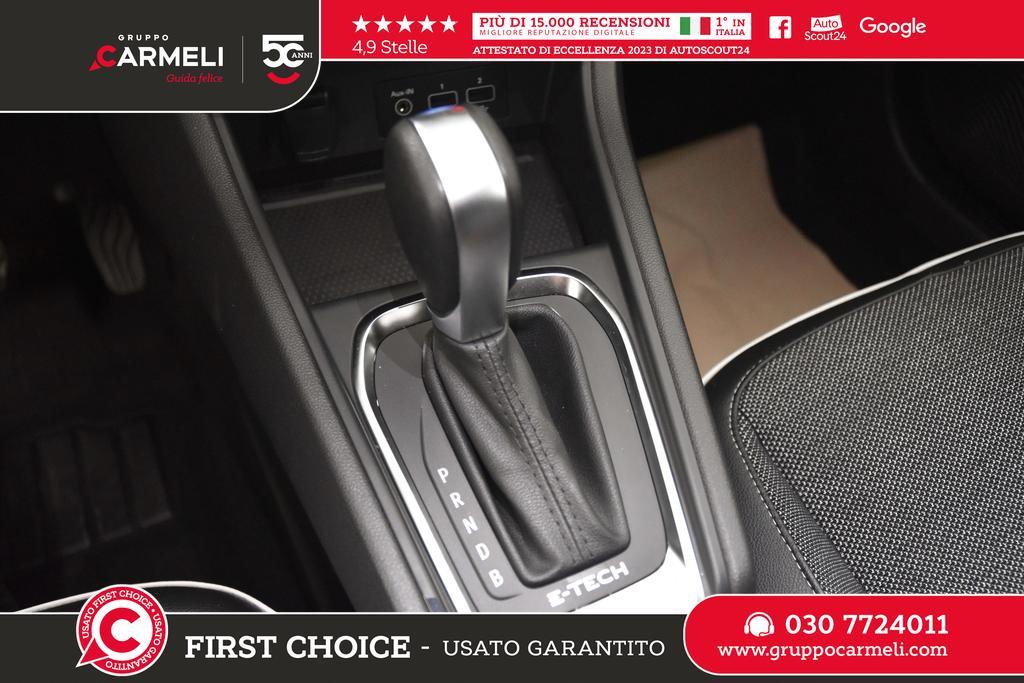 Renault Captur 1.6 E-TECH Hybrid Techno Fast Track Auto