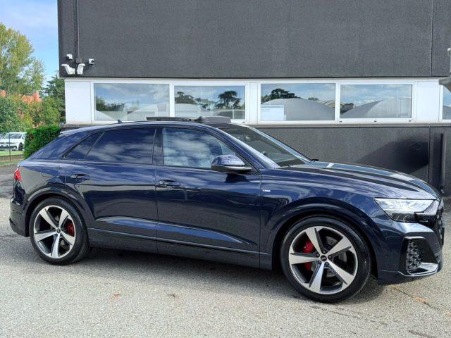 AUDI Q8 50 TDI 286 CV quattro tiptronic S line edition ACC