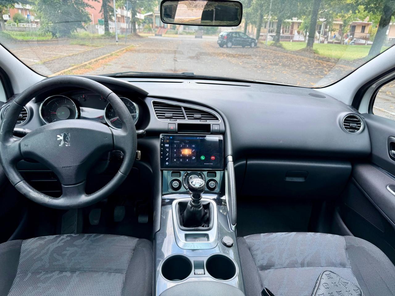 Peugeot 3008 1.6 HDi 110CV Business