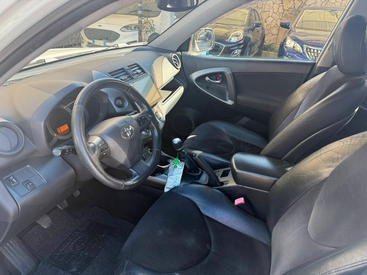 Toyota RAV 4 2011 2.2 D-4D 150 CV DPF Exclusive