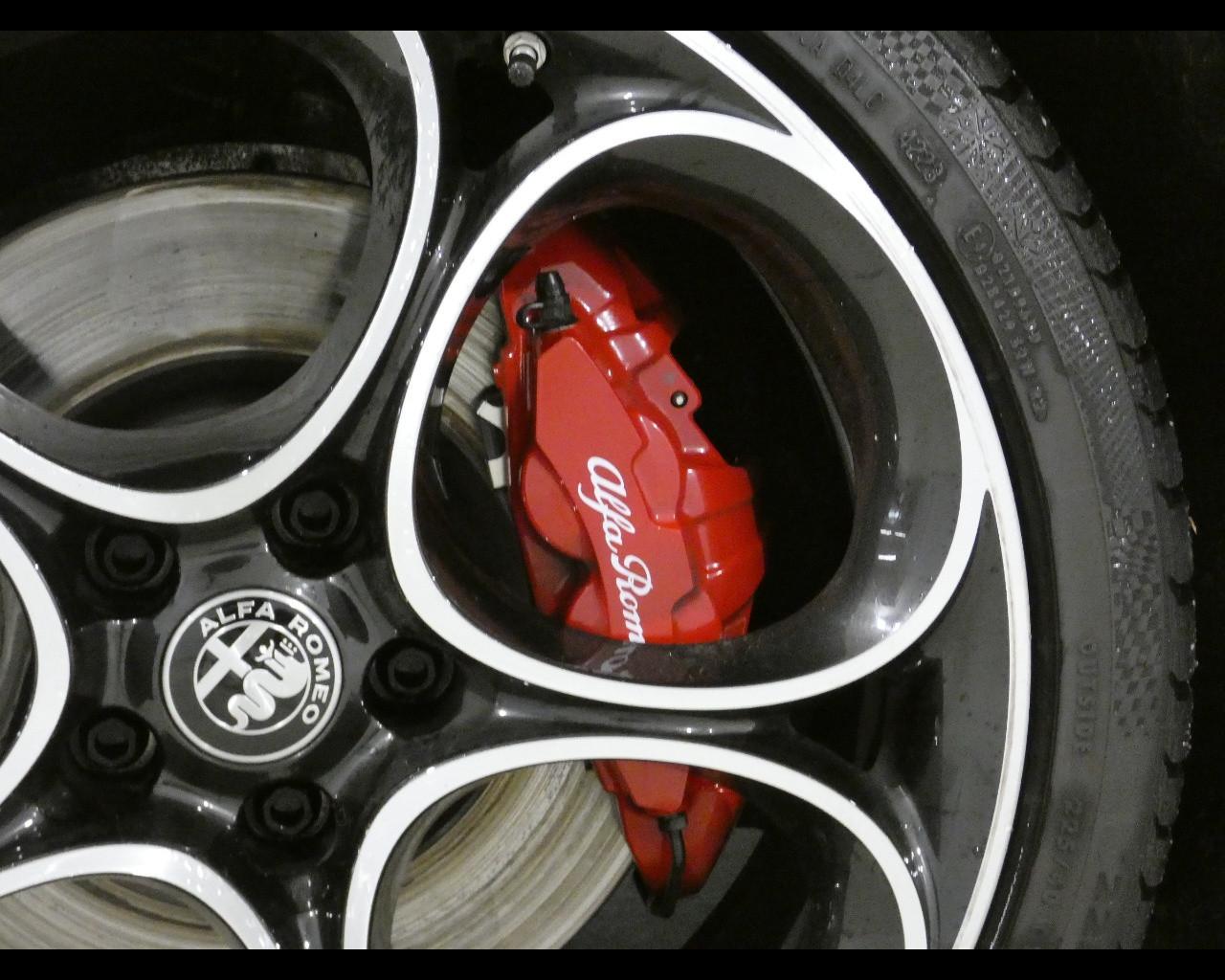 ALFA ROMEO Giulia (2016) - Giulia 2.2 Turbodiesel 210 CV AT8 AWD Q4 Veloce