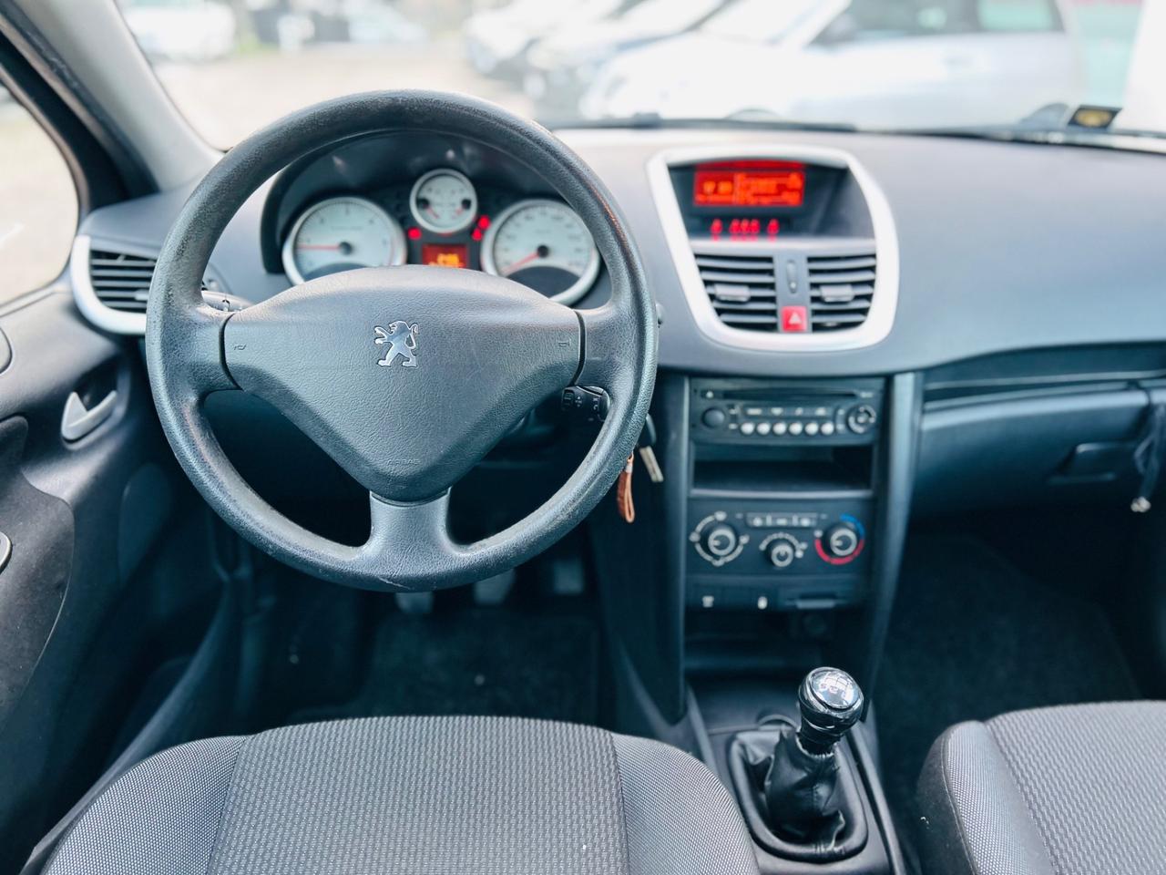 Peugeot 207 1.4 HDi 70CV FAP 5p. XS