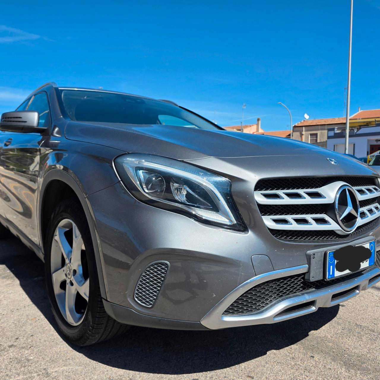 Mercedes-benz GLA 200 d Premium