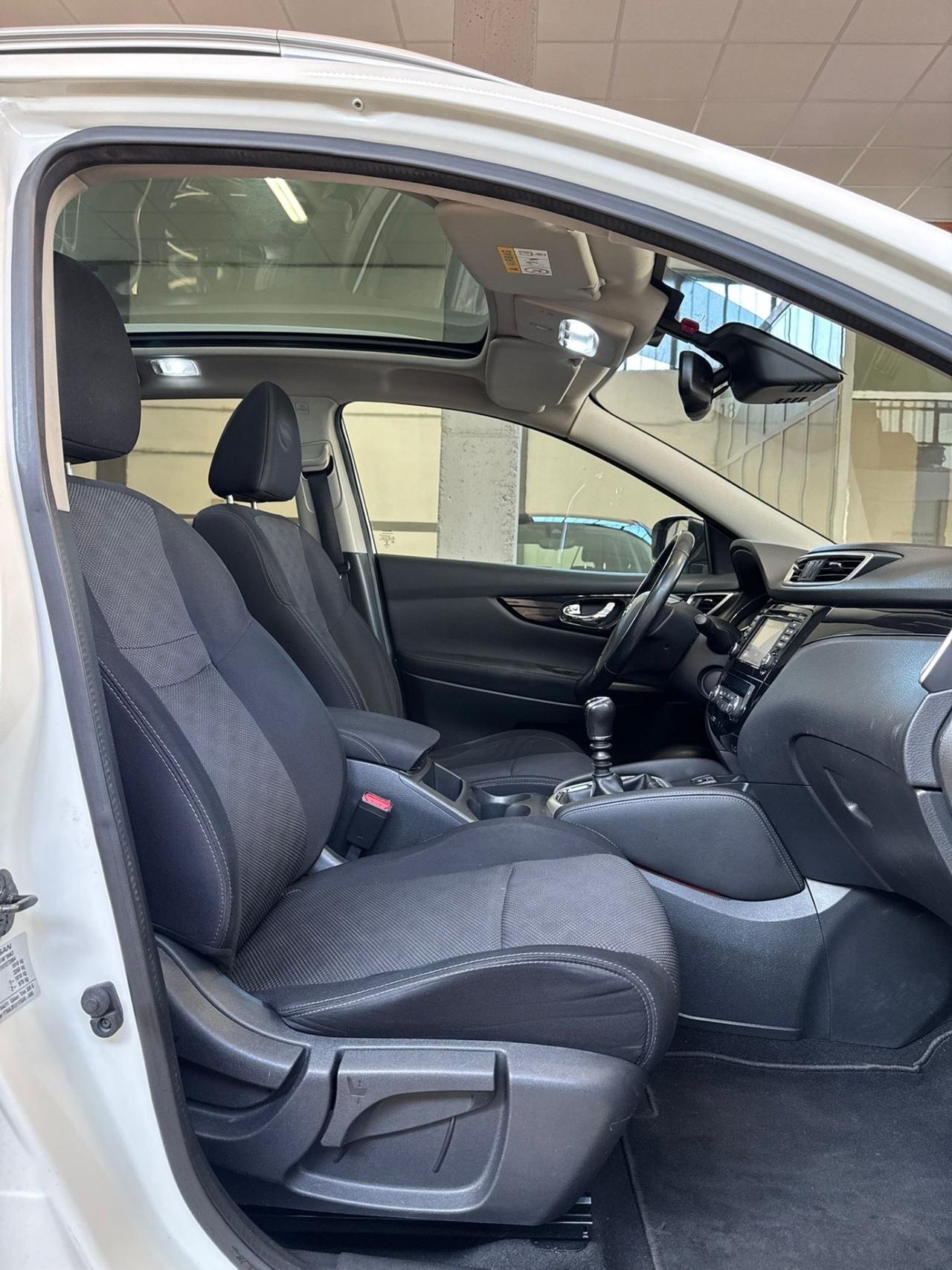 Nissan Qashqai 1.5 dCi Tekna