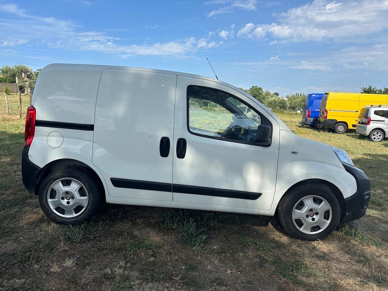 FIAT Fiorino 1.3 MJT 95CV APPLE CAR PLAY