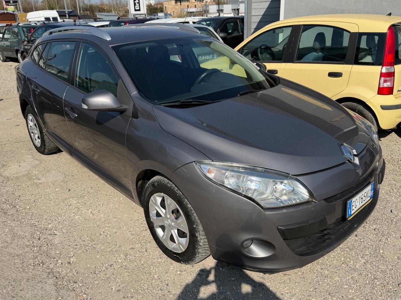 Renault Megane Mégane 1.5 dCi 110CV EDC Attractive