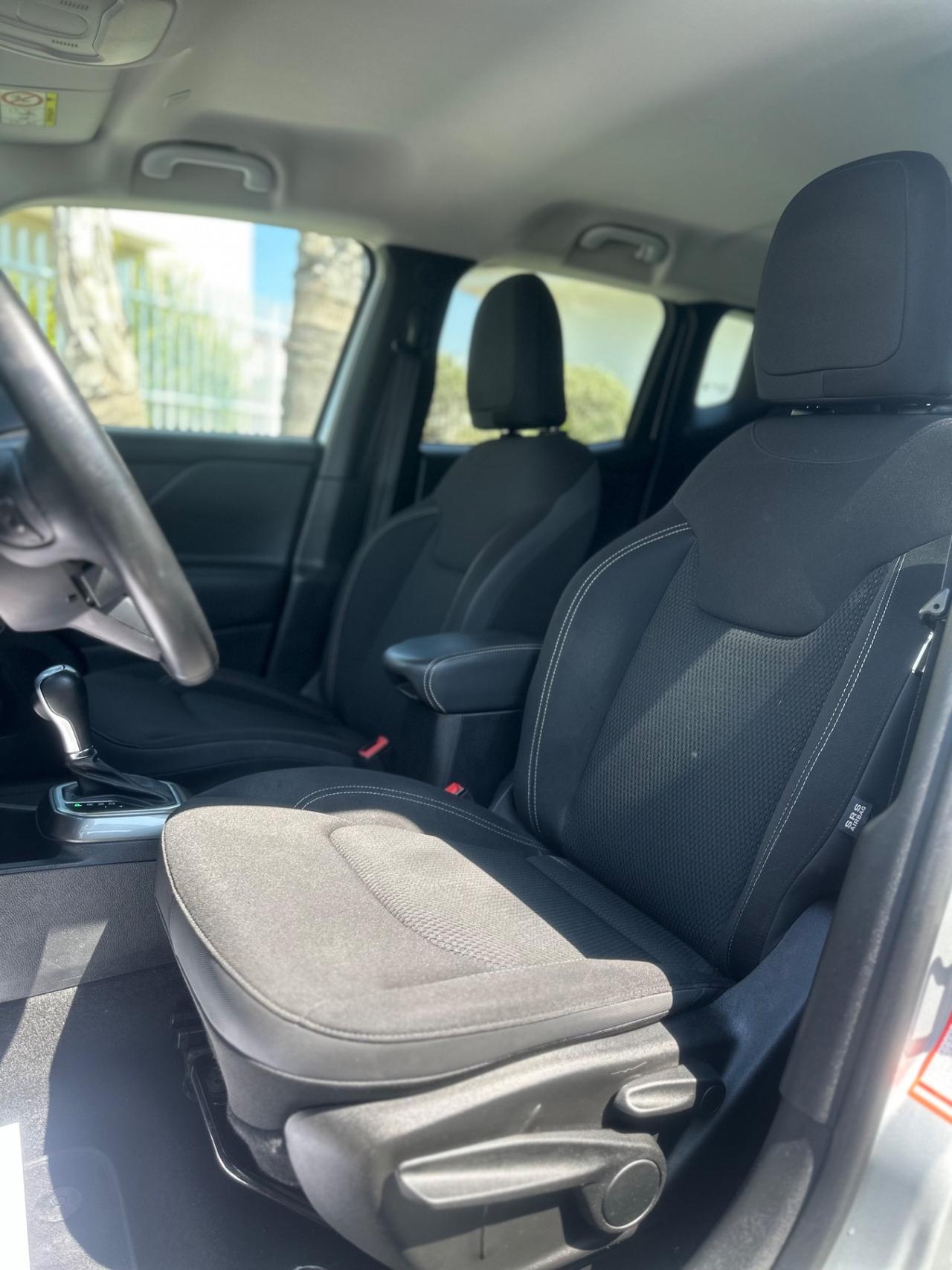 Jeep Renegade 1.6 Mjt DDCT 120 CV Limited