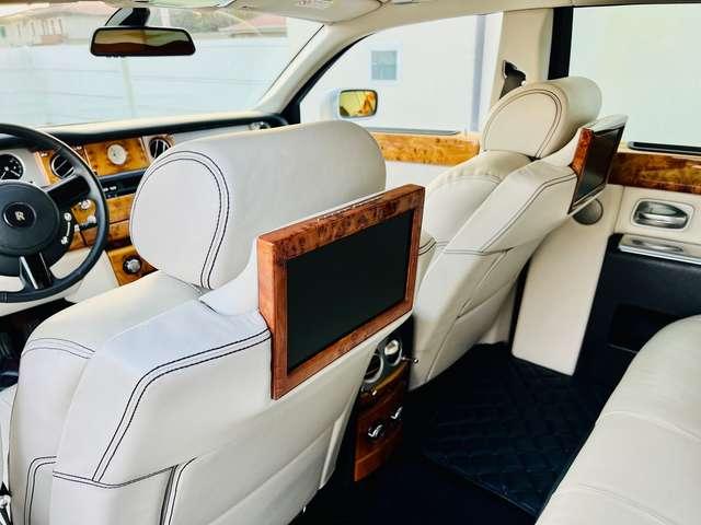 Rolls-Royce Phantom 6.7