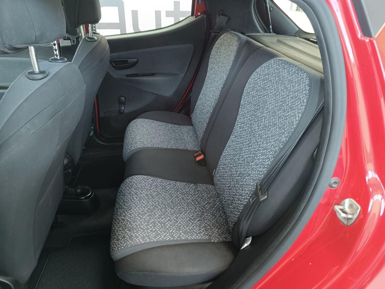 Lancia Ypsilon 1.0 FireFly 5 porte S&S Hybrid Ecochic Gold