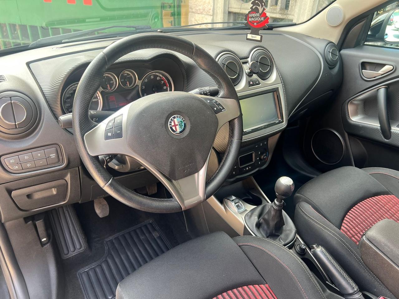 Alfa Romeo MiTo 1.4 T 155 CV Distinctive Sport Pack