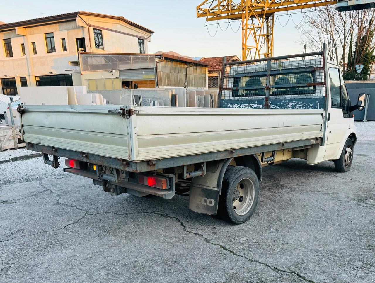 Ford Transit cassone fisso