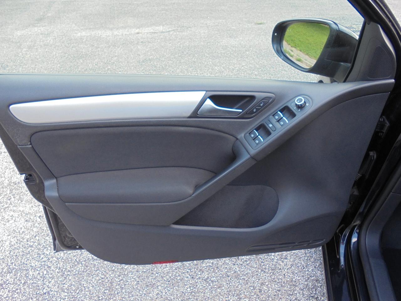 Volkswagen Golf VI 1.6 TDI 105CV DSG HIGHLINE 5 PORTE
