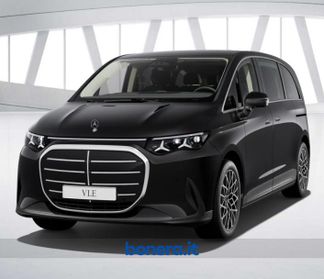 Mercedes VLE 300 Everyday Hero