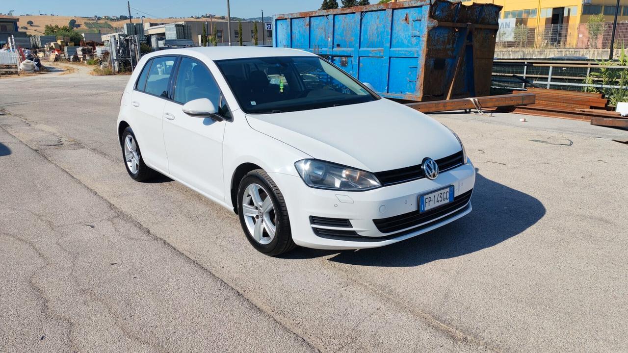 Volkswagen Golf 2.0 TDI 5p. Highline BlueMotion Technology