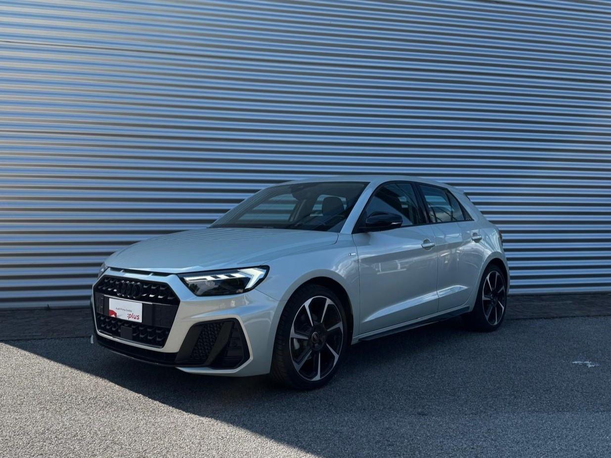 AUDI A1 SPORTBACK 30 TFSI S-TRONIC S-LINE EDITION