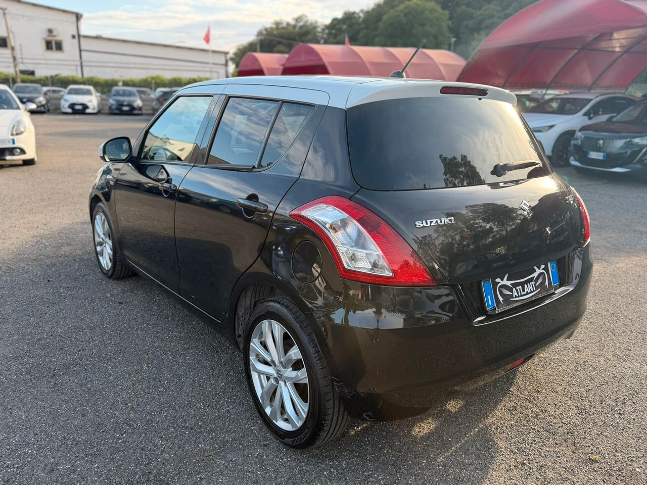 Suzuki Swift 1.3 DDiS 5 porte B-Top Bi-Color