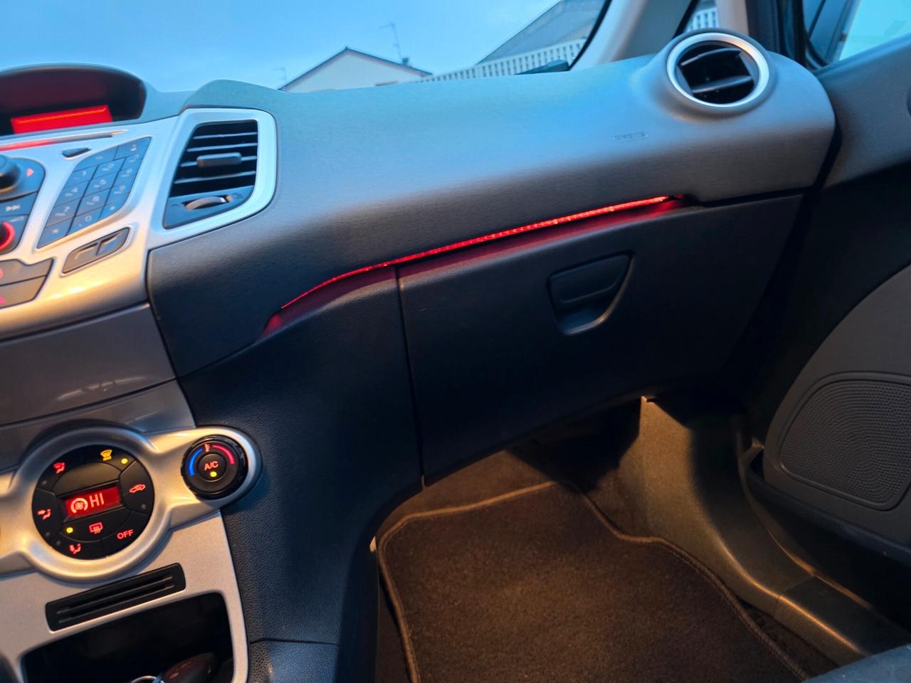 Ford Fiesta 1.2B unico proprietario garantita 12M