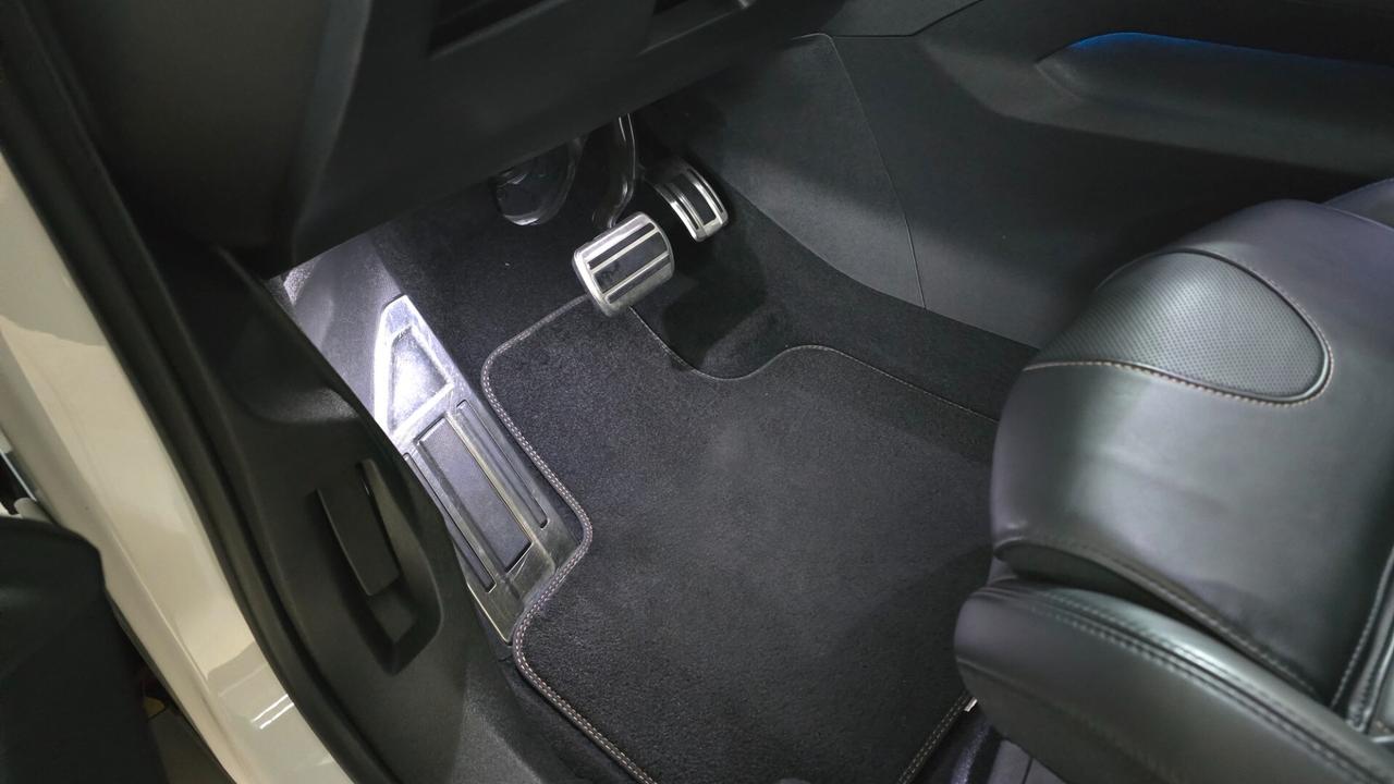 Peugeot 3008 BlueHDi 180 S&S EAT8 GT