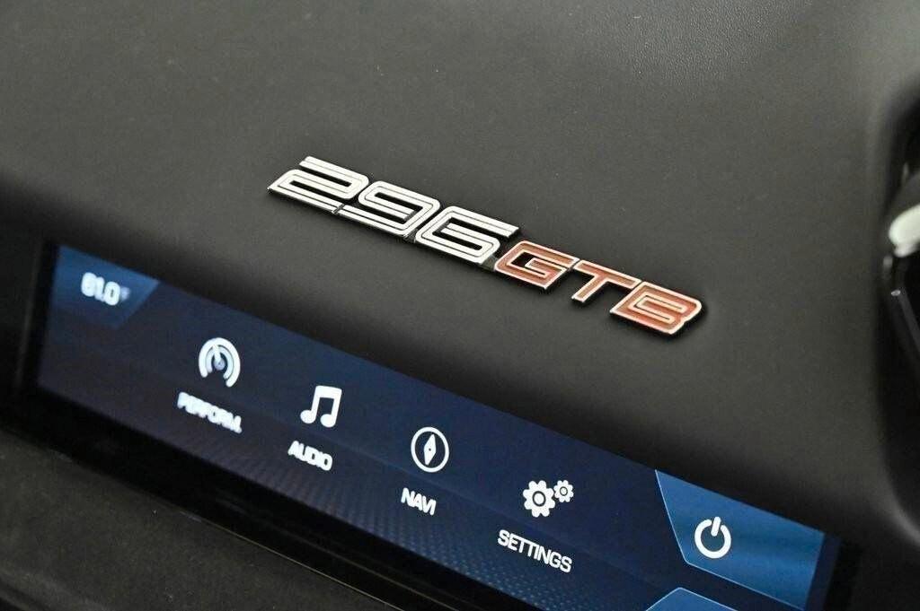 Ferrari 296 GTB NOLEGGIO LUNGO TERMINE - LEASING FULL INCLUSIVE
