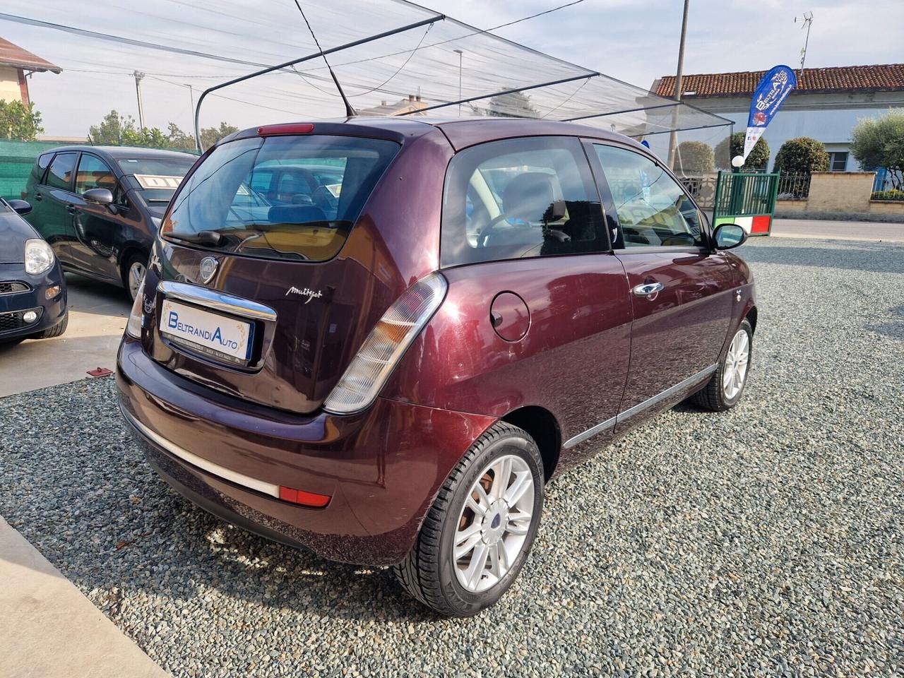 Lancia Ypsilon MJT 1.3 75 CV Prontissima!