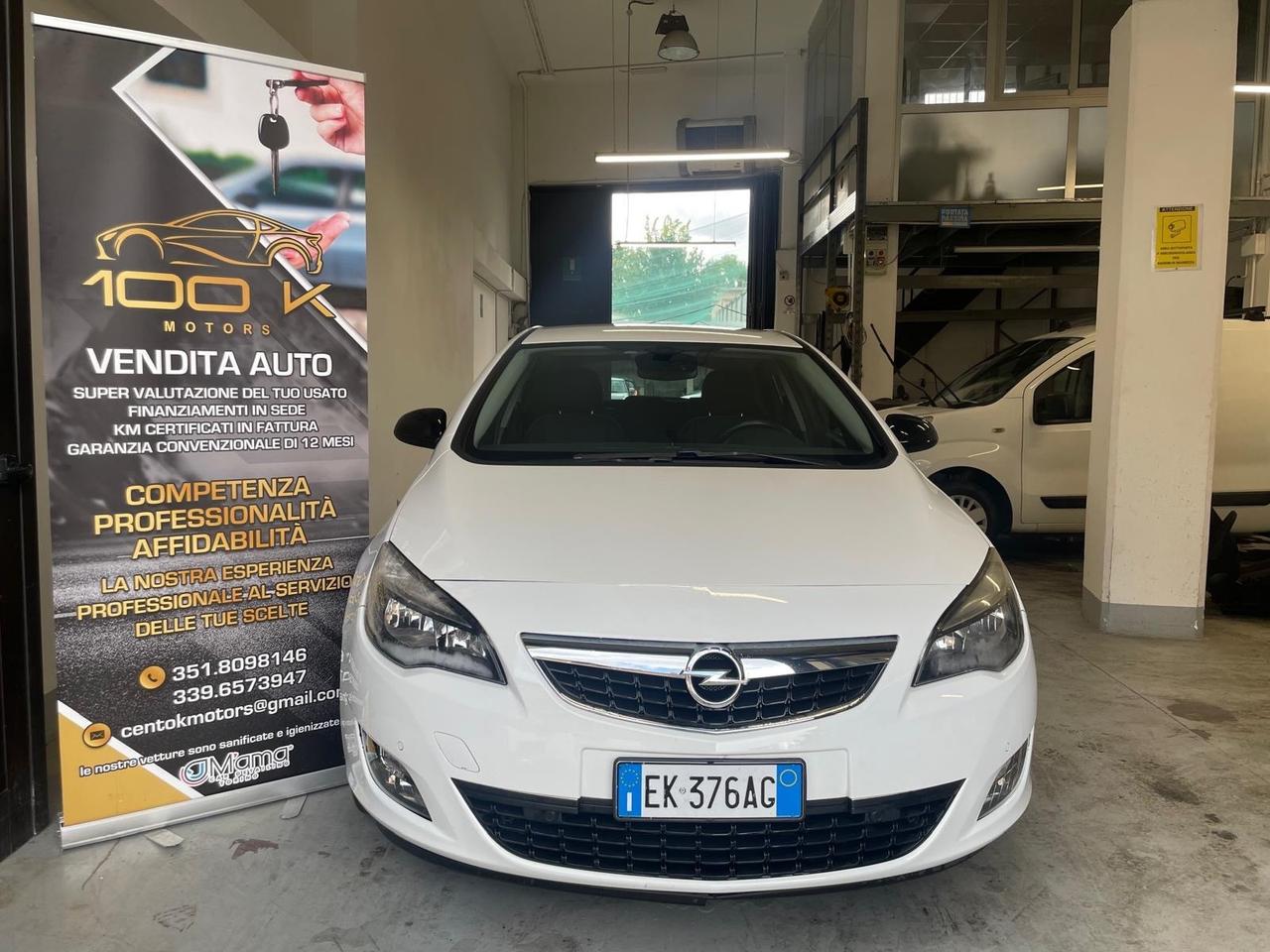 Opel Astra 1.6 Turbo 180CV 5 porte Cosmo S