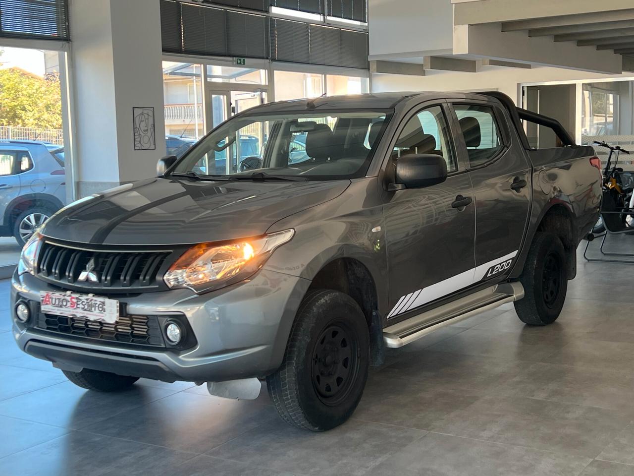 Mitsubishi L200 2.4 DI-D/154CV Club Cab Inform