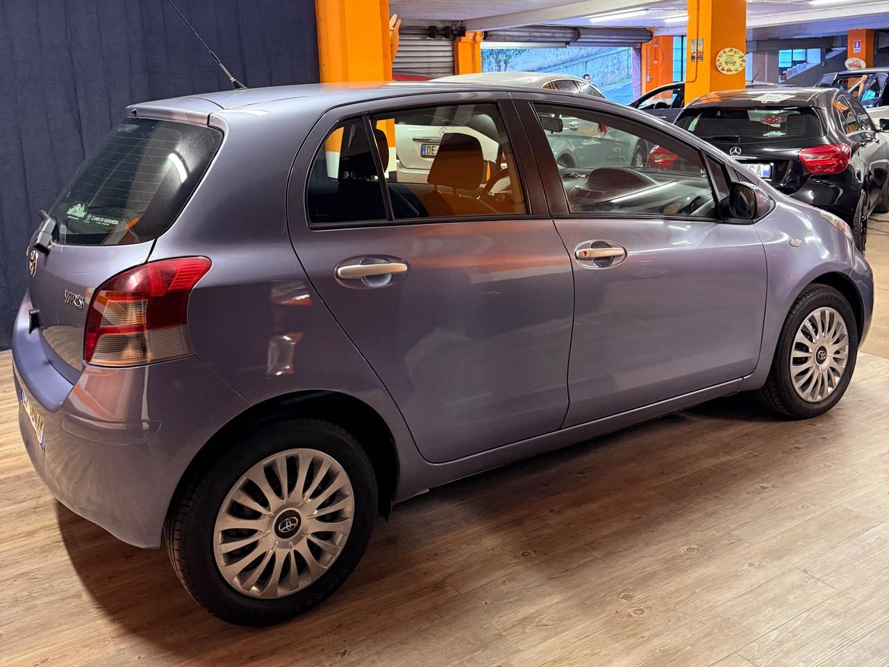 STUPENDA TOYOTA YARIS UNICO PROPRIETARIO CON 74.788 KM