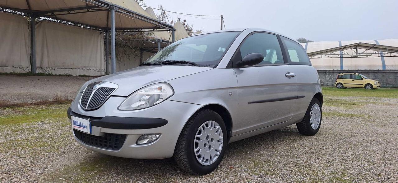 Lancia Ypsilon 1.2 Oro