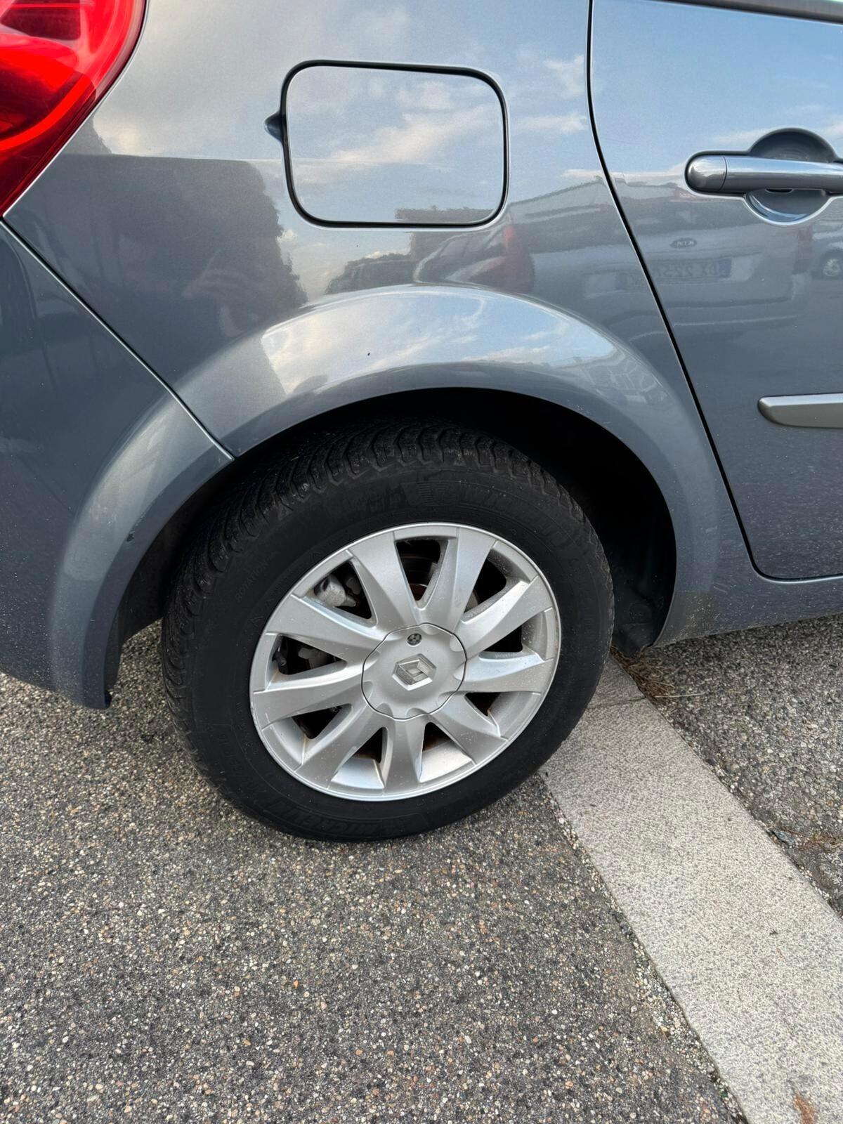 Renault Scenic Scénic 1.6 16V GPL