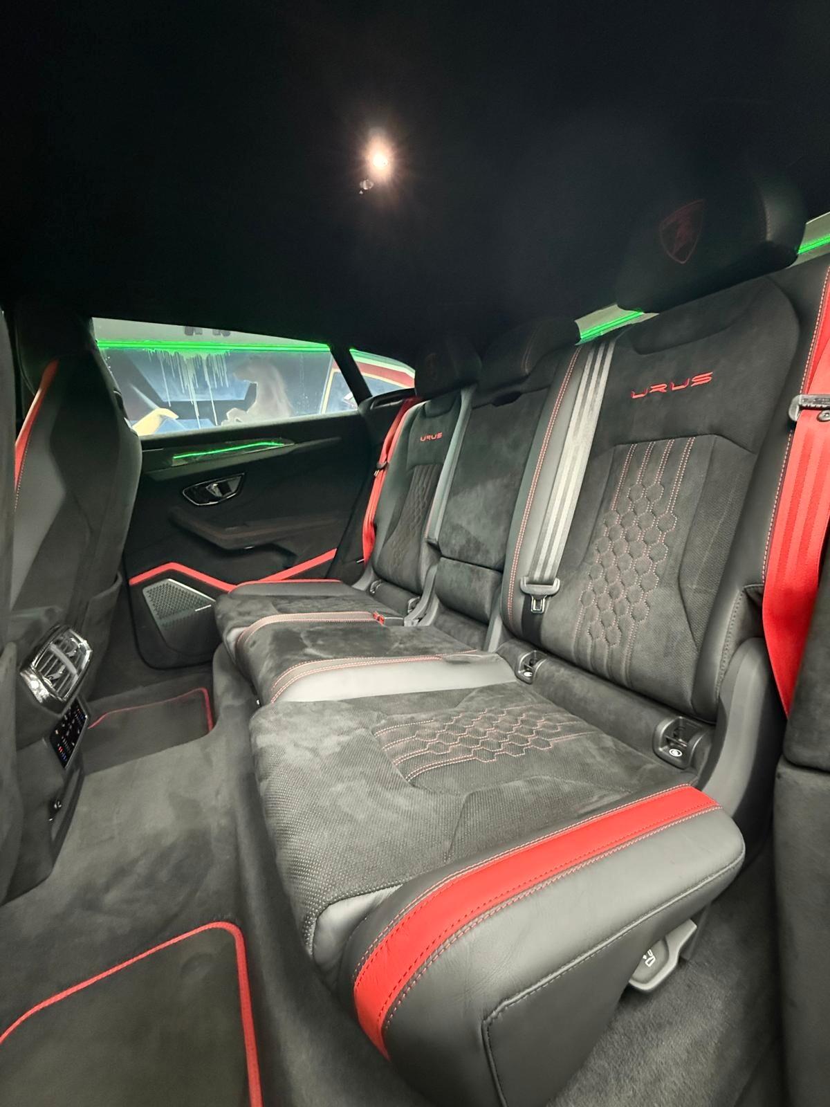 Lamborghini Urus Lamborghini Urus 4.0 Performante (333)