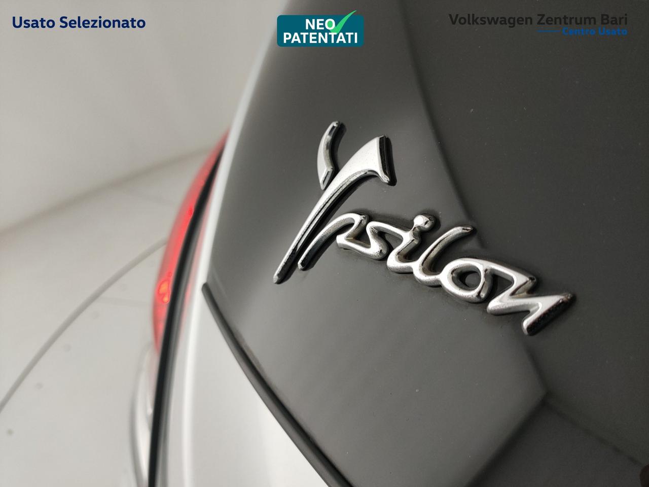 Lancia Ypsilon 0.9 t.air gold ecochic metano 80cv