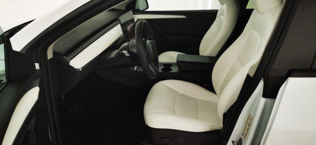 TESLA Model Y RWD