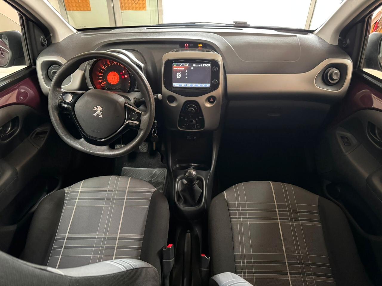 Peugeot 108 VTi 68 5 porte Allure TOP!