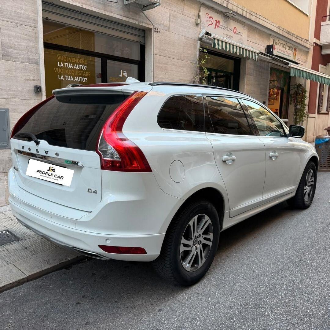 Volvo XC60 - 181CV