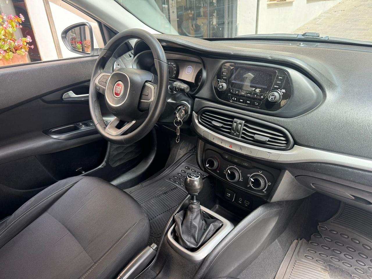 FIAT Tipo 1.6 MJT S&S SW Easy EX TAXI